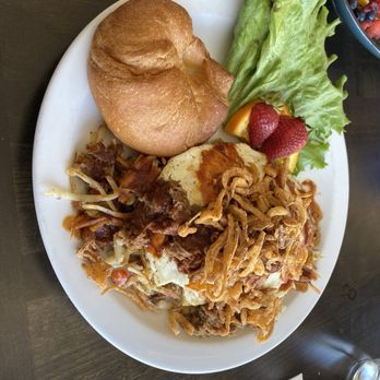 Hotel Sutter Restaurant - Tri-Tip Hash - New American Near Me - Sutter Creek, California