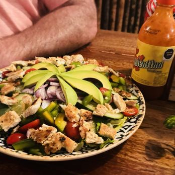 Pizzeria Leo - Green salads - Pizza Near Me - Chemuyil, ROO Pizzeria Leo - Green salads - Pizza Near Me - Chemuyil, ROO