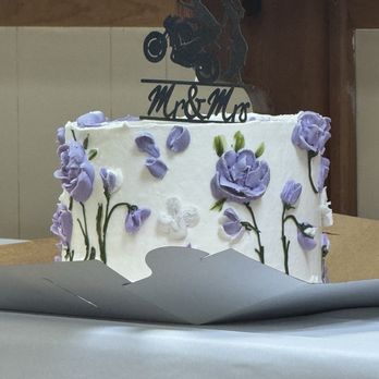 Village Bakery - It came out exactly as my daughter in-law asked for thank you - Bakeries Near Me - Tyler, Texas Village Bakery - It came out exactly as my daughter in-law asked for thank you - Bakeries Near Me - Tyler, Texas