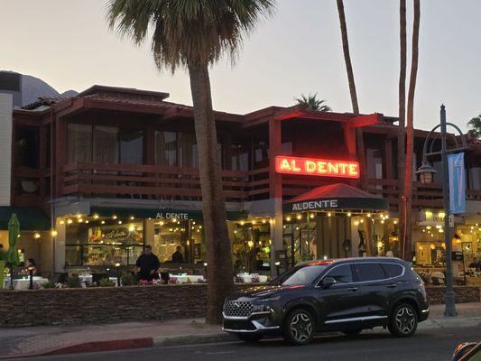 Al dente Trattoria by null