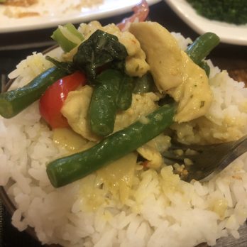 Sang Tong Thai - Green chicken curry - Thai Near Me - Haddonfield, New Jersey
