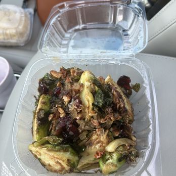 Crave Kitchen & Cocktails - New American Near Me - Mount Pleasant, South Carolina