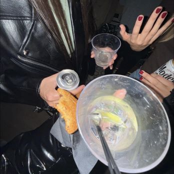 The VIG West Loop - Drinks and cookies at midnight! - Lounges Near Me - Chicago, Illinois