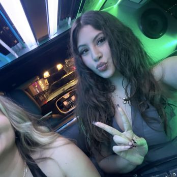 Posche Limo - Inside - Limos Near Me