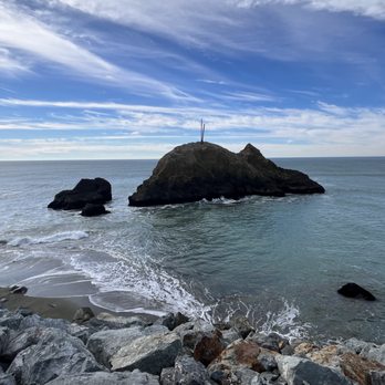 Mussel Rock Park - Beaches Near Me - Daly City, California Mussel Rock Park - Beaches Near Me - Daly City, California