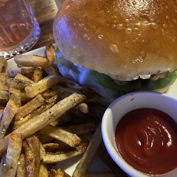 True Blue Butcher and Barrel - Smash burger - Burgers Near Me - Wilmington, North Carolina