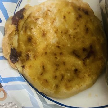 Xinia's Bakery - Pupusa - Bakeries Near Me - El Sobrante, California