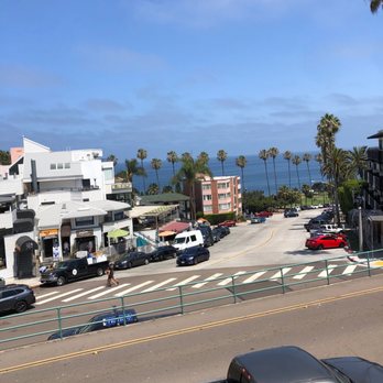 Cody's La Jolla - Breakfast & Brunch Near Me - La Jolla, California