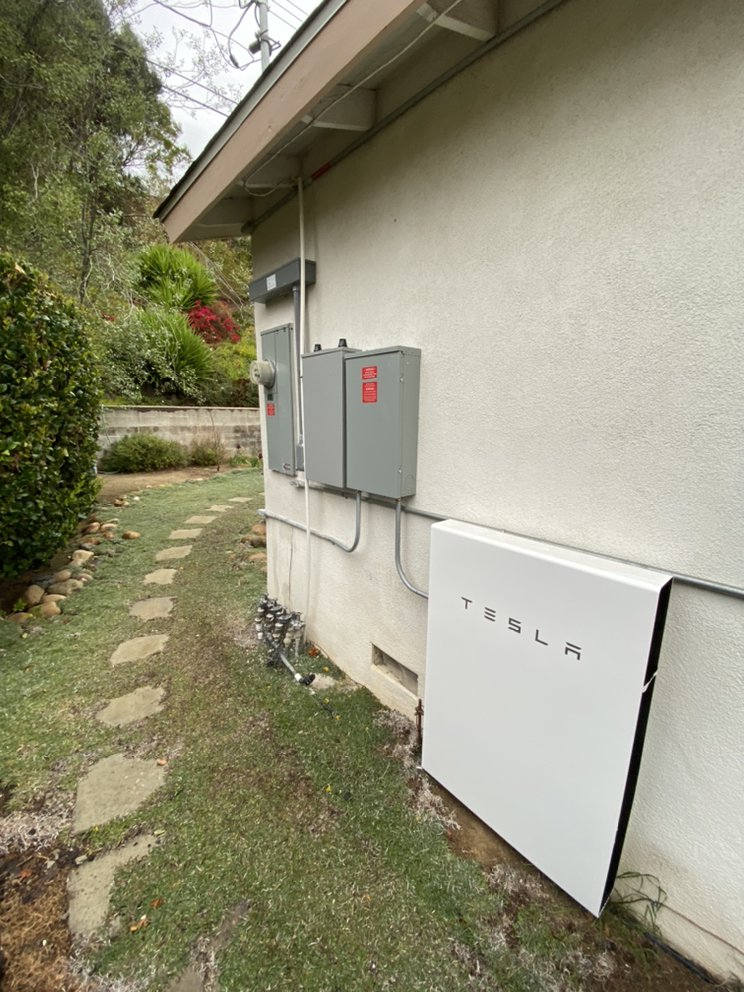 Slide of Sespe Power Solutions