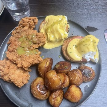 Khao Hom - Fried Chicken Benedict - Thai Near Me - Hayward, California