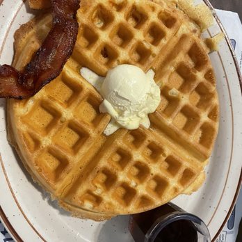 Golden Griddle Pancake House - Waffle & bacon - Breakfast & Brunch Near Me - North Myrtle Beach, South Carolina