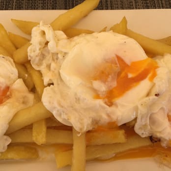 Mundial - Huevos al estilo "Lucio" - Mediterranean Near Me - Mataro, B