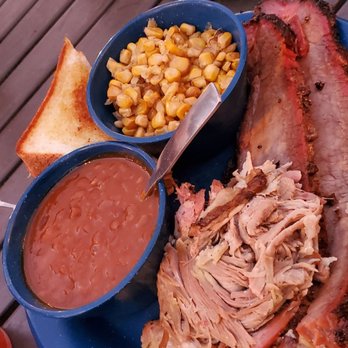Mojo Old City BBQ - Pulled Pork, Brisket, Roasted corn and Bakes Beans - Barbeque Near Me - St. Augustine, Florida Mojo Old City BBQ - Pulled Pork, Brisket, Roasted corn and Bakes Beans - Barbeque Near Me - St. Augustine, Florida