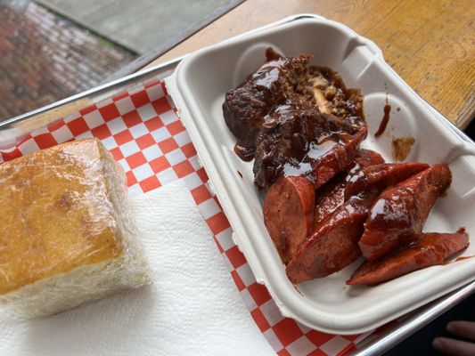 Hole In the Wall BBQ by null