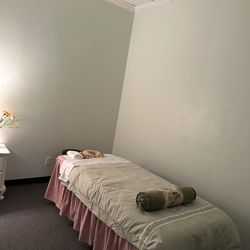 Happy Home Massage