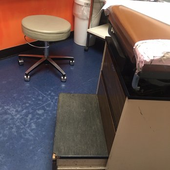 Arlington Minor Emergency Clinic - Room 1's Eww - Urgent Care Near Me - Arlington, Texas Arlington Minor Emergency Clinic - Room 1's Eww - Urgent Care Near Me - Arlington, Texas