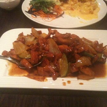 QQ Asian Bistro - Bourbon Chicken - Sushi Bars Near Me - New Windsor, New York