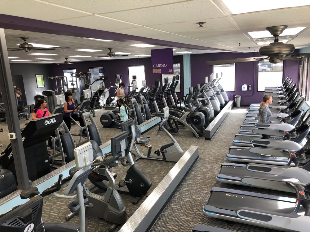 ANYTIME FITNESS Updated October 2024 10 Photos 1509 Main St