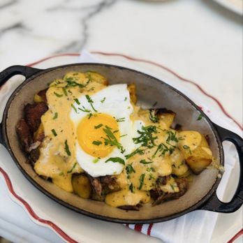 Le Diplomate - Brasseries Near Me - Washington, DC, District of Columbia
