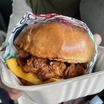 Peri Peri Original - Honey Garlic Fried Chicken Sandwich - Chicken Shop Near Me - Ashburn, Virginia