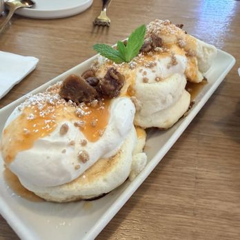 Take Ur Seat - Seasonal - Peach Pecan Crisp Pancake Flavor of the Month - Breakfast & Brunch Near Me - Chino Hills, California Take Ur Seat - Seasonal - Peach Pecan Crisp Pancake Flavor of the Month - Breakfast & Brunch Near Me - Chino Hills, California