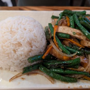 La Petite Camille - Vietnamese Near Me - Millbrae, California