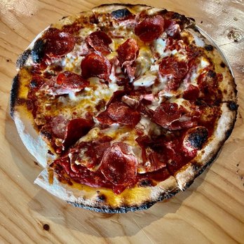 Denali Brewing Company - Meat lovers pizza - Breweries Near Me - Talkeetna, Alaska Denali Brewing Company - Meat lovers pizza - Breweries Near Me - Talkeetna, Alaska