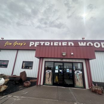 Jim Gray's Petrified Wood - Home Decor Near Me - Holbrook, Arizona Jim Gray's Petrified Wood - Home Decor Near Me - Holbrook, Arizona