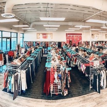 Platos Closet - Floor - Women's Clothing Near Me - Gilbert, Arizona