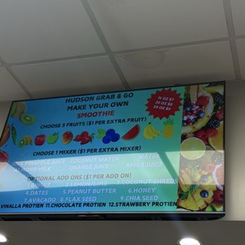 Hudson Grab & Go Market - Make your own Smoothie - Delis Near Me - Poughkeepsie, New York