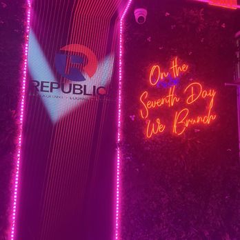 Republica - Lounges Near Me - New York, New York