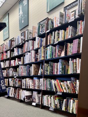 Barnes & Noble by null