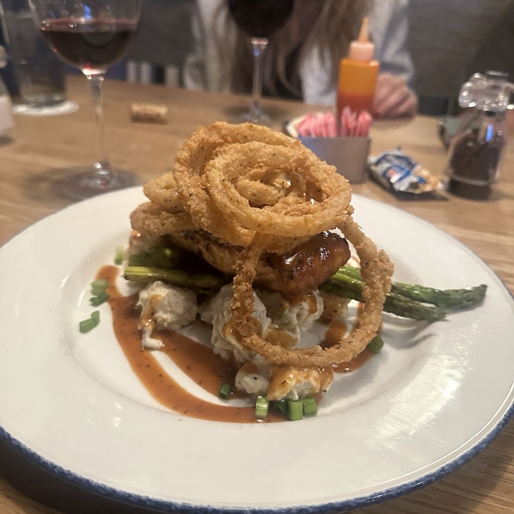Salt Traders Zilker - Salmon - Seafood Near Me - Austin, Texas