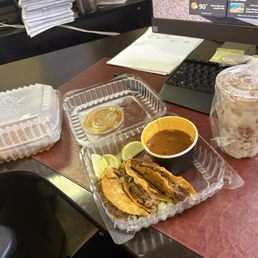 Tacos , churros , horchata Tacos , churros , horchata