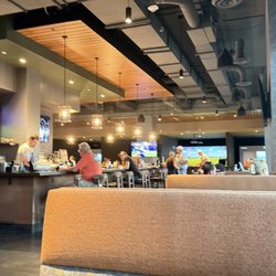 20th Hole - Inside dining