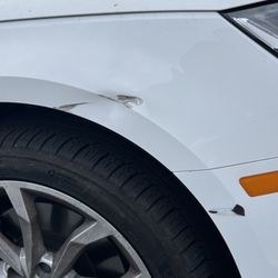 Caliber Collision - Damage vehicle