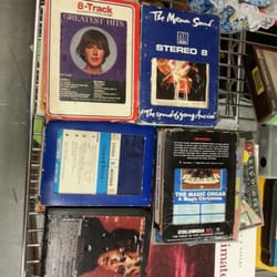 U Neek Findings - 8 tracks