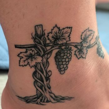 Luckys Tattoo - About 5 days after - Tattoo Near Me - Santa Susana, California Luckys Tattoo - About 5 days after - Tattoo Near Me - Santa Susana, California