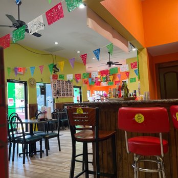Takeria Super - Dining area - Mexican Near Me - Pasadena, Texas Takeria Super - Dining area - Mexican Near Me - Pasadena, Texas
