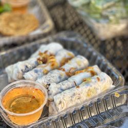 Wing Wah Pho Ga - Banh cuon