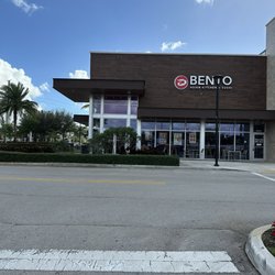 Bento Asian Kitchen + Sushi - Entrance