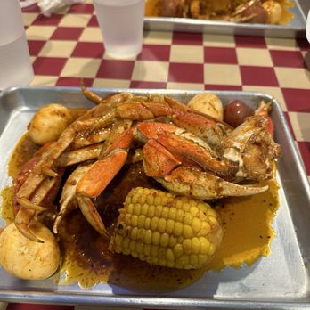 Crab Kitchen Cajun Seafood - Snow crab cluster and dungess crab cluster by the half pound. - Cajun/Creole Near Me - Westland, Michigan