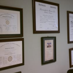 Valenzuela Guillermo MD - Inside Dr. Valenzuela's office.