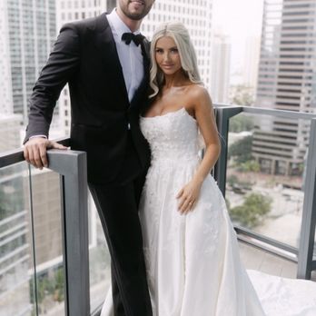 Perfect Glow Sunless - Spray tan West Palm Beach - Spray Tanning Near Me - West Palm Beach, Florida Perfect Glow Sunless - Spray tan West Palm Beach - Spray Tanning Near Me - West Palm Beach, Florida