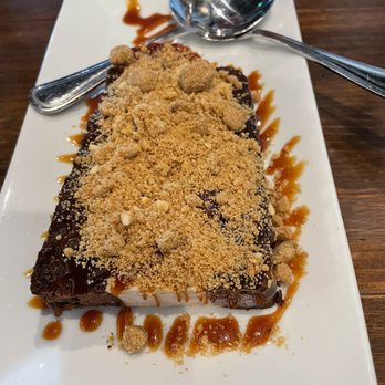 Ocado Restaurant - MADAME SHUGAH'S PEANUT BUTTER LOVER ICE CREAM CAKE - Vegan Near Me - Sherman Oaks, California Ocado Restaurant - MADAME SHUGAH'S PEANUT BUTTER LOVER ICE CREAM CAKE - Vegan Near Me - Sherman Oaks, California