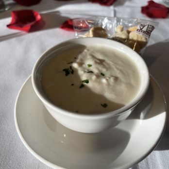Hemenway's Restaurant - New England Clam Chowder - Seafood Near Me - Providence, Rhode Island