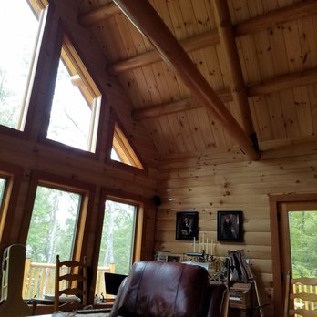 Laurel Ridge Bed and Breakfast - Bed & Breakfast Near Me - Warren, Massachusetts