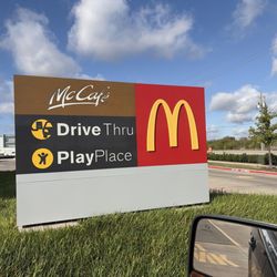 McDonald’s - Out front