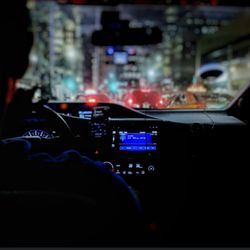 USA Airport Taxi Service & Limo Car Svs - Professional driver