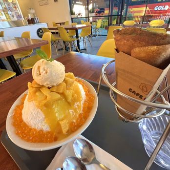 Sweet Mong - mango tango bingsoo + matcha crème brûlée crepe - Coffee & Tea Near Me - Las Vegas, Nevada